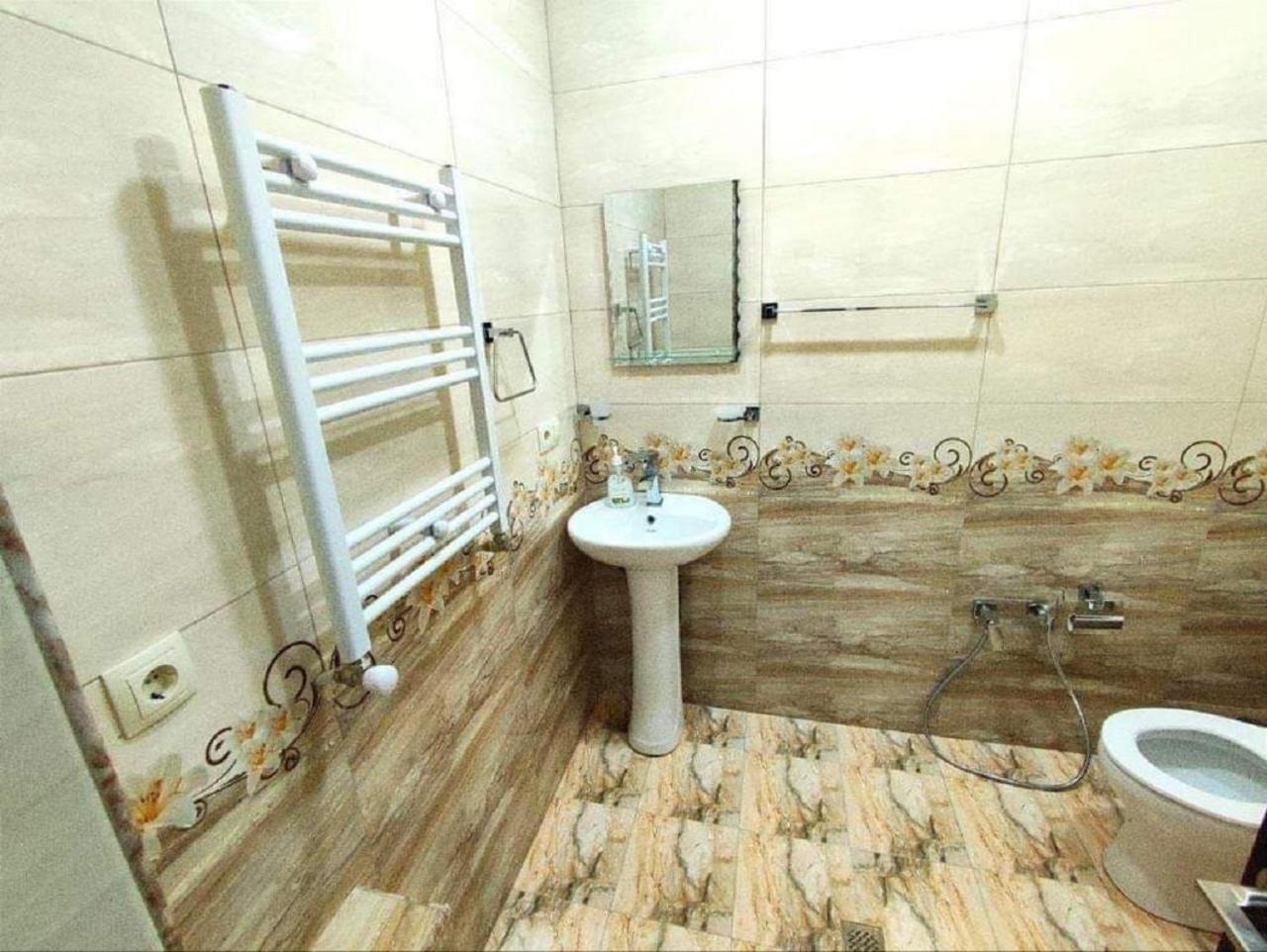 Aygestan Apartments เยเรวาน ภายนอก รูปภาพ