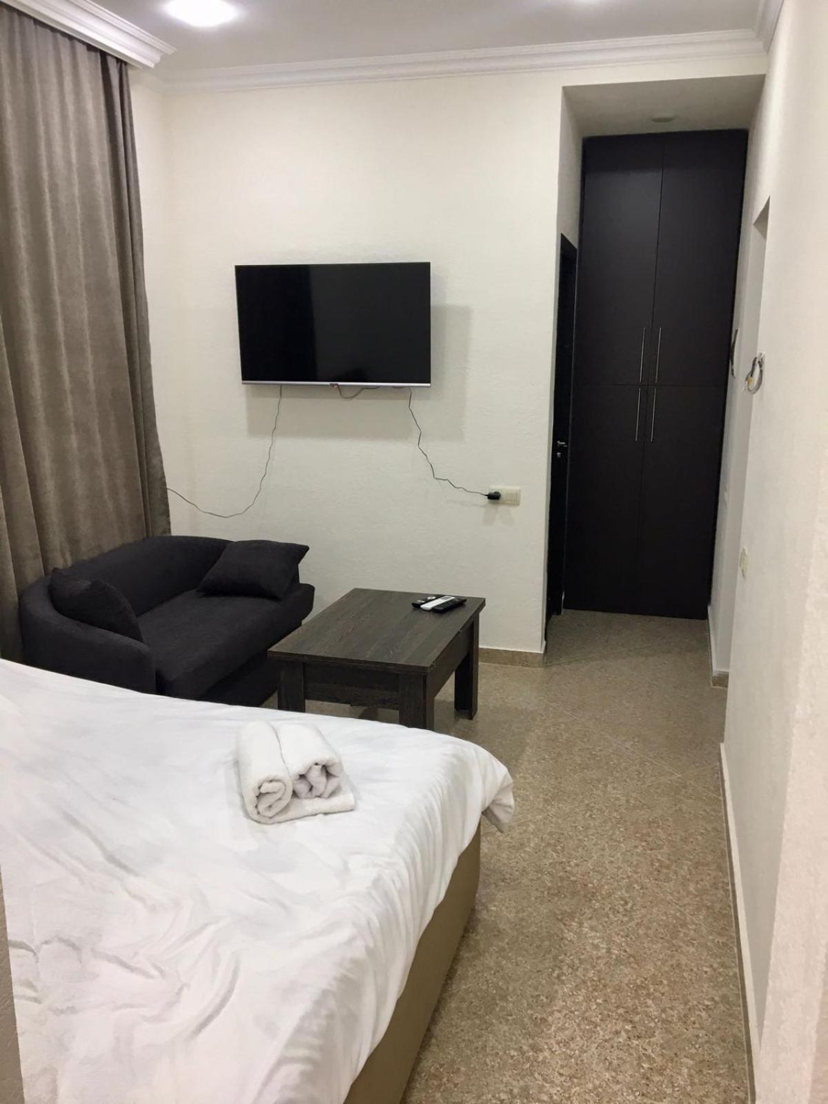 Aygestan Apartments เยเรวาน ภายนอก รูปภาพ